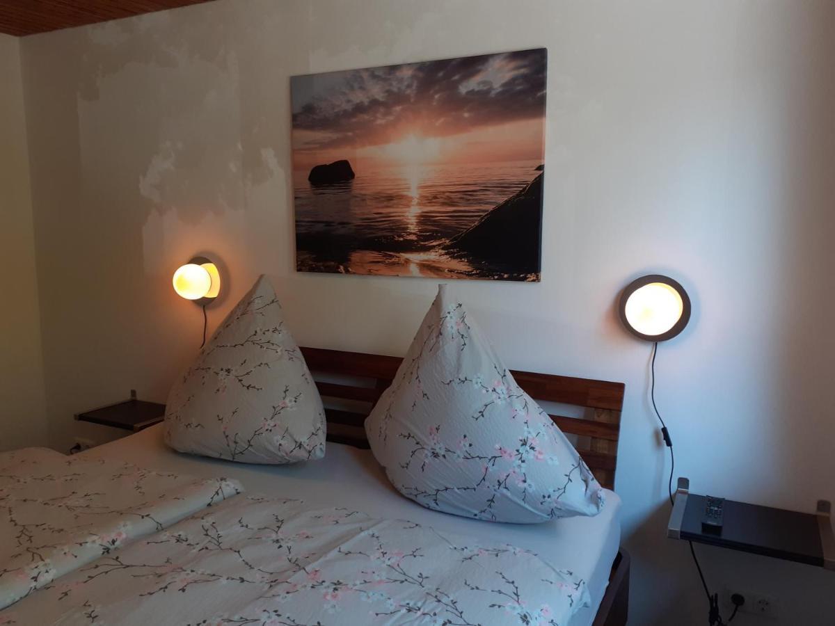 Ferienwohnung Im Zentrum Bad Schwartau Bagian luar foto